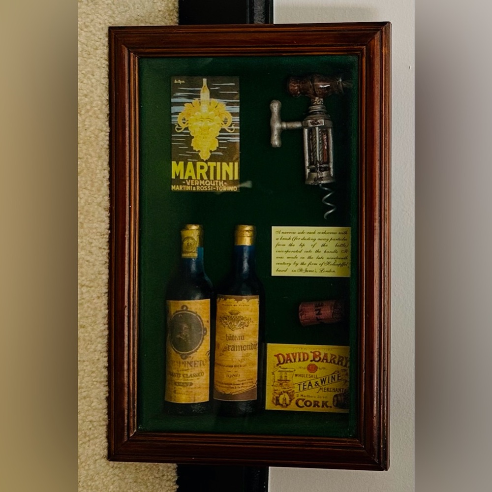 Three Hands Corp Shadow Wine Box Display Wall Art Rare Preowned 12” x 8” x 2”